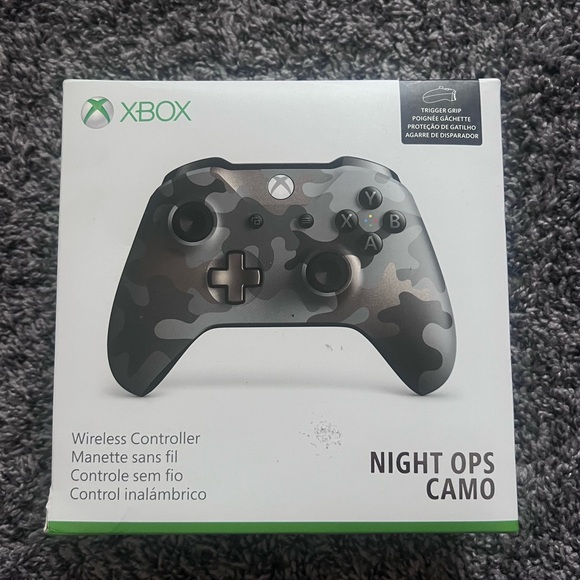 Xbox One Wireless Controller Night Ops Camo